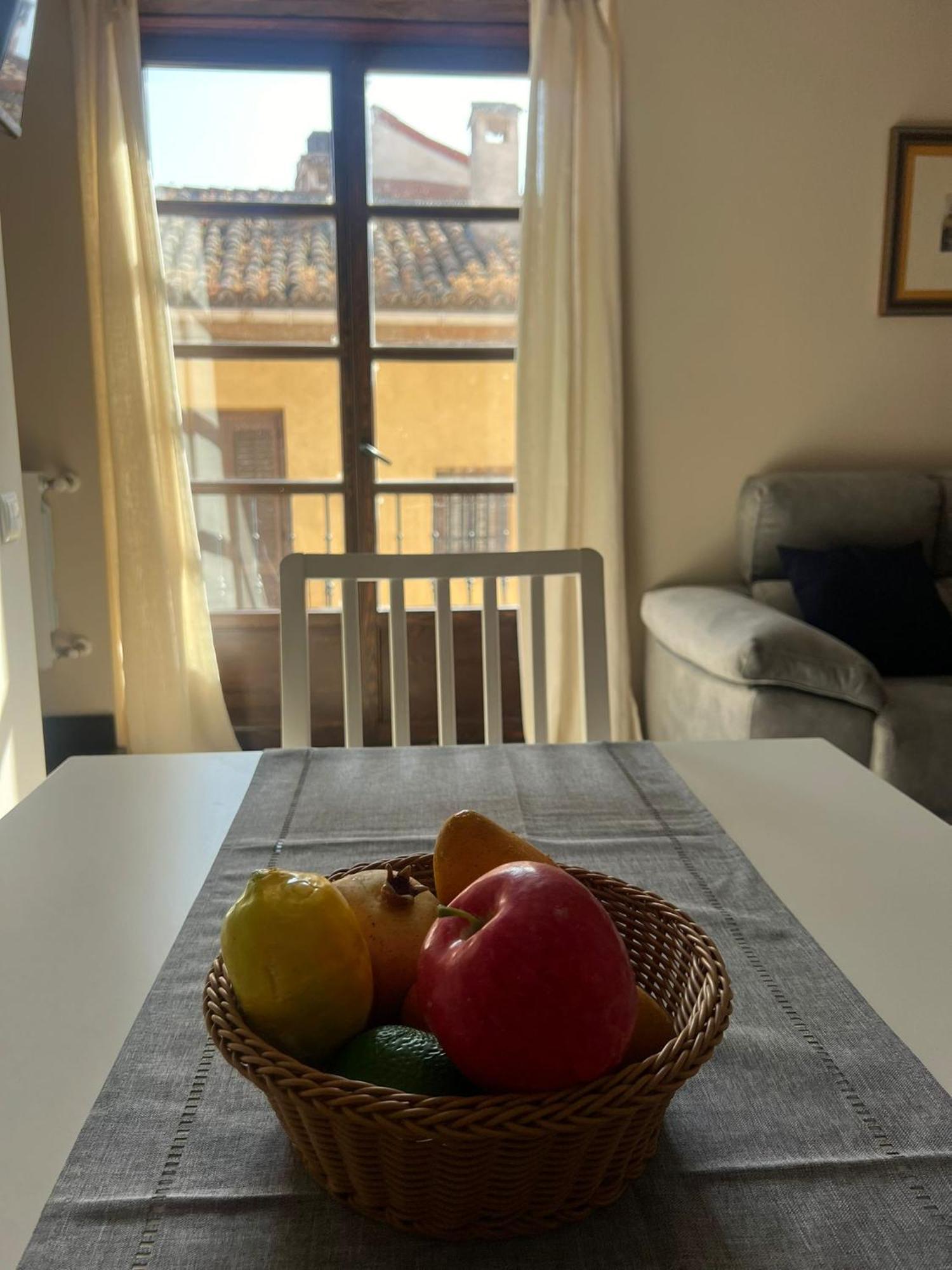 La Casona Del Asno Apartment Alcala de Henares Ngoại thất bức ảnh